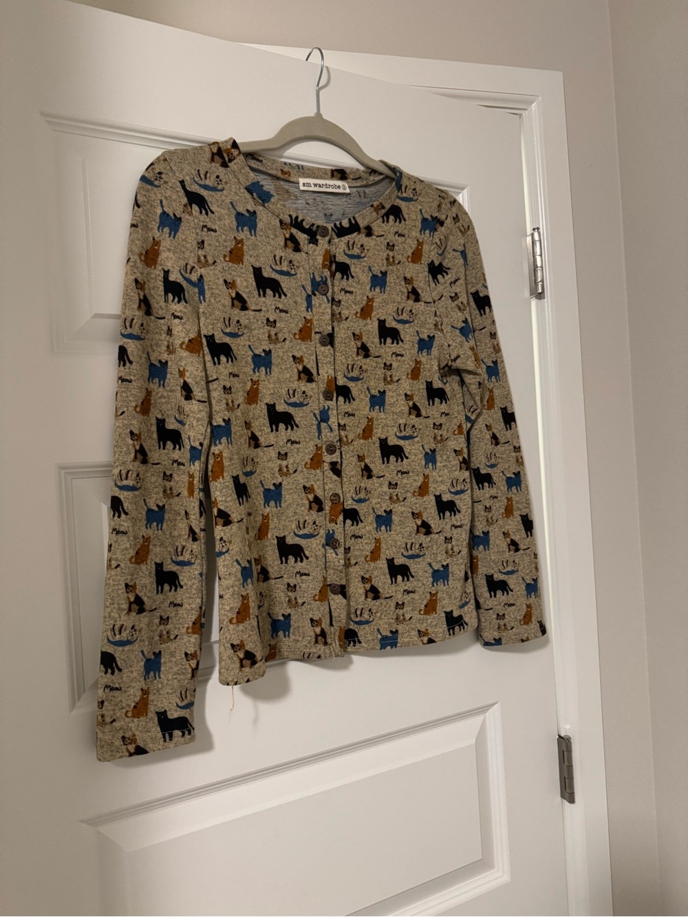 sm wardrobe soft cat patten beige button up cardigan